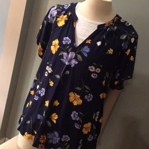 Old Navy short sleeve blouse size XXL